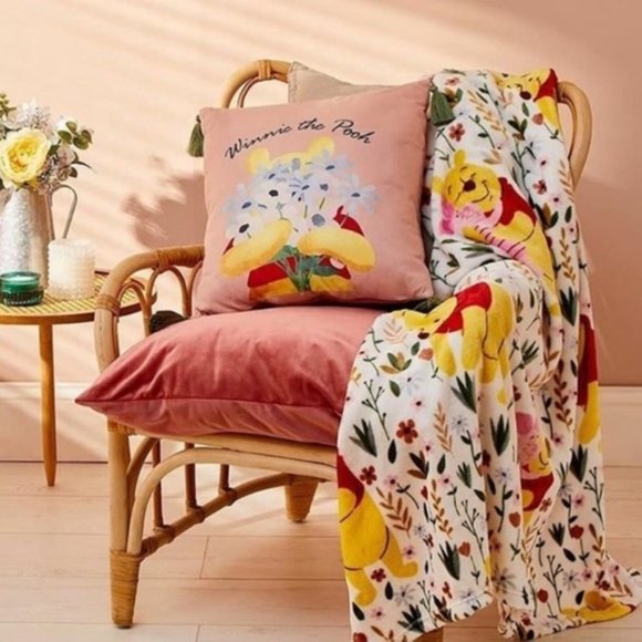 🎁 Winnie the Pooh 🍯 Throw Blanket 💫 - Picture 5 of 5